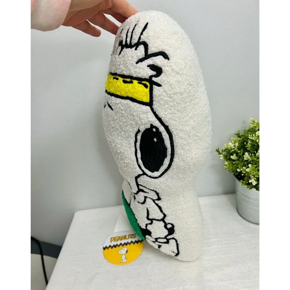 NWT Peanuts Snoopy Pickleball Tennis Decorative Sherpa Pillow